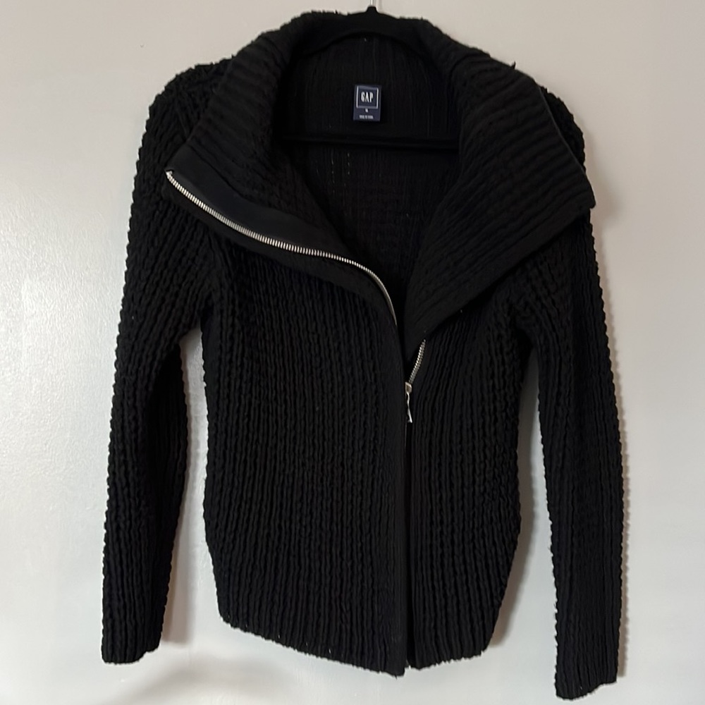 CLEARANCE! Gap Chunky Sweater with Zip, Size Medium